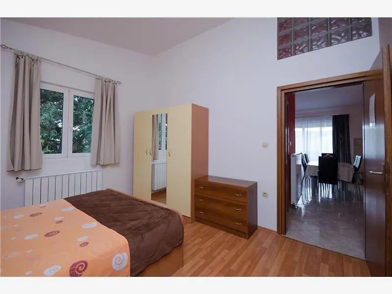 Apartmani 'Mirijana Gabric' A3 Lopar 0*,